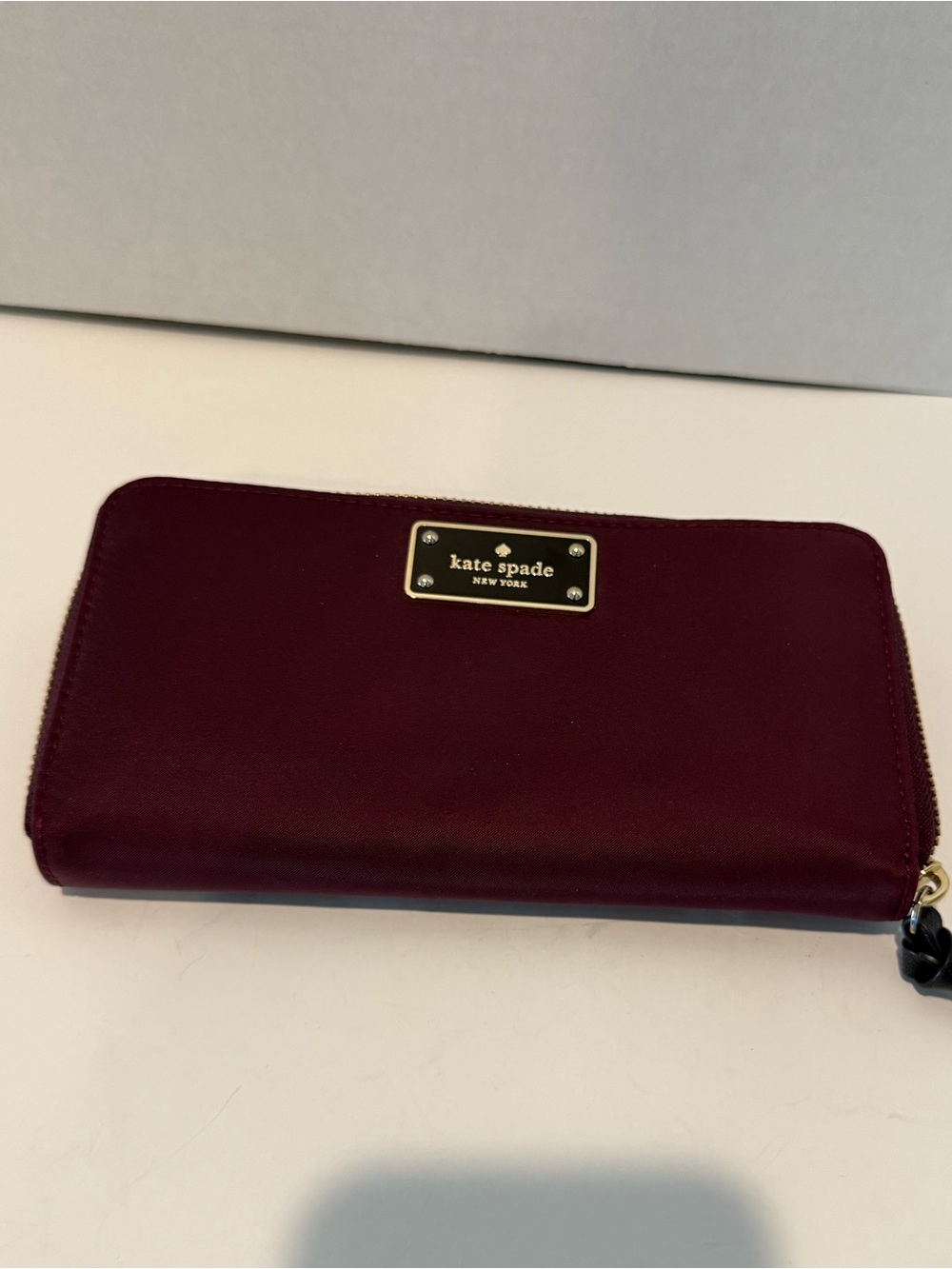 Kate Spade Neda Wilson Road Wallet Burgundy Deep Purple Zip